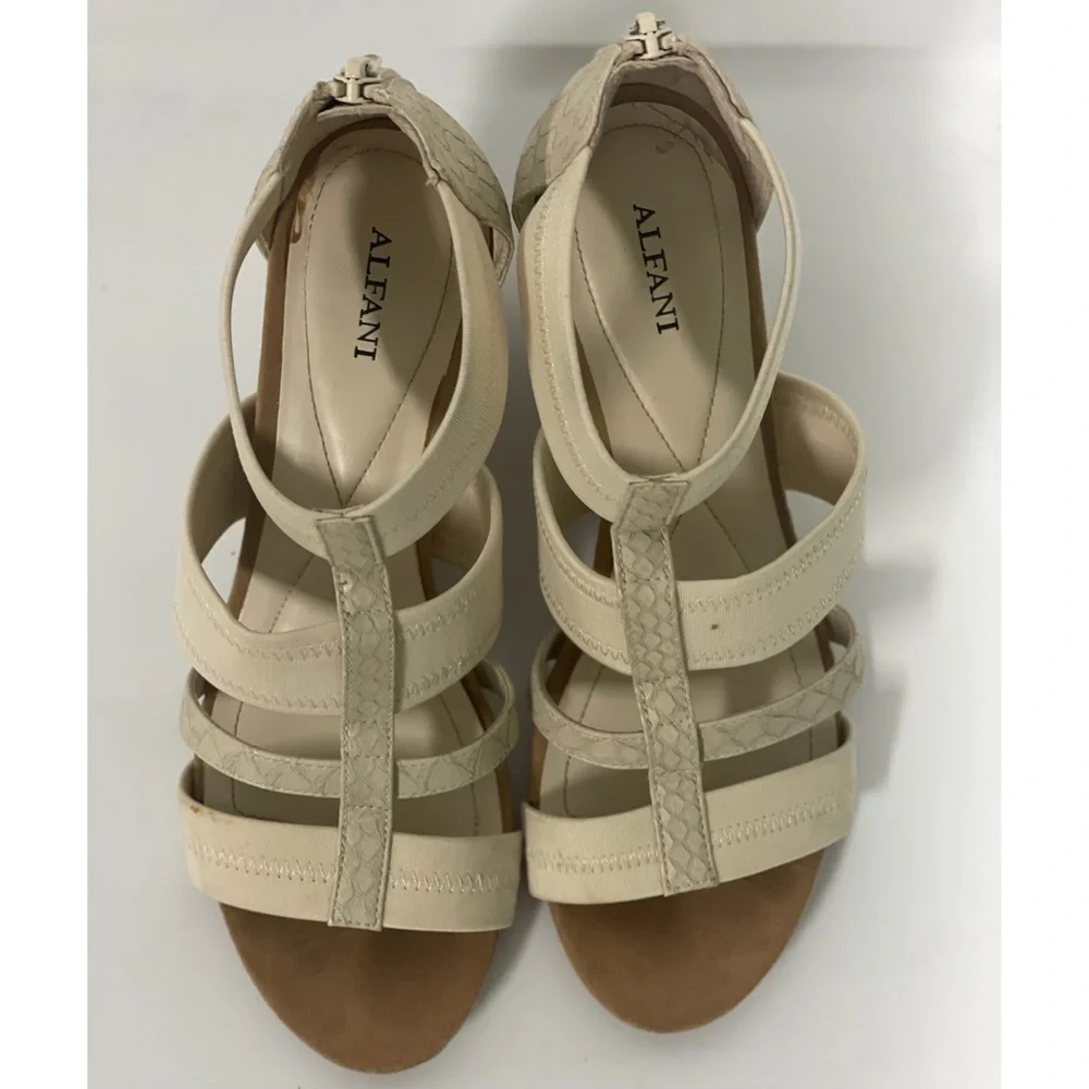 Alfani Wedge Sandal White Size 7.5